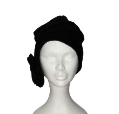Bonnet asymétrique